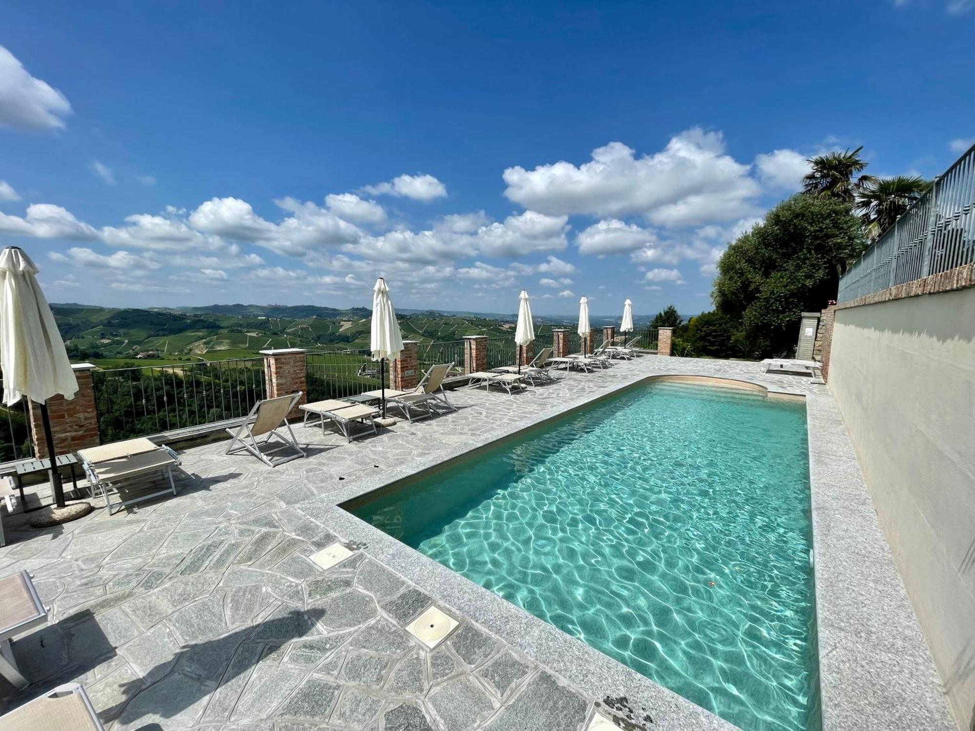 Villa Incanto Apartments Treiso Exterior photo